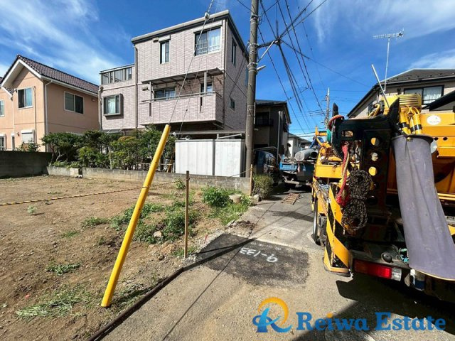 売地　茅ケ崎市香川4丁目の前面道路含む現地写真