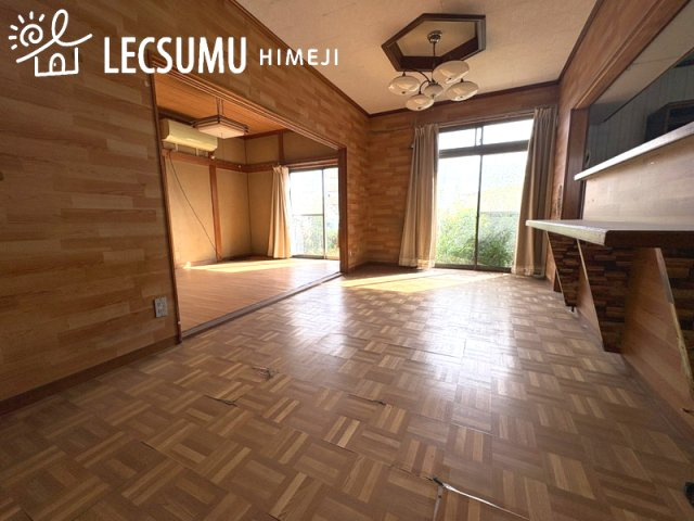 姫路市飾東町庄／中古戸建の居間・リビング