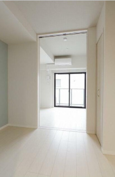 【居間・リビング】 | クラシー中野弥生町 | 明るい洋室！