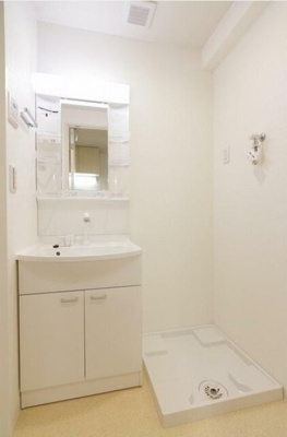 【独立洗面台】 | クラシー中野弥生町 | 嬉しい独立洗面台付き。