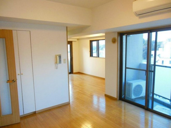 【居間・リビング】