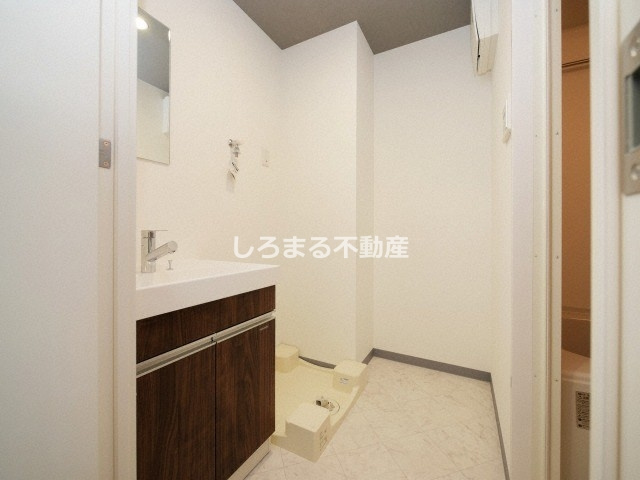 BROAD 新うめきたRESIDENCEの洗面所