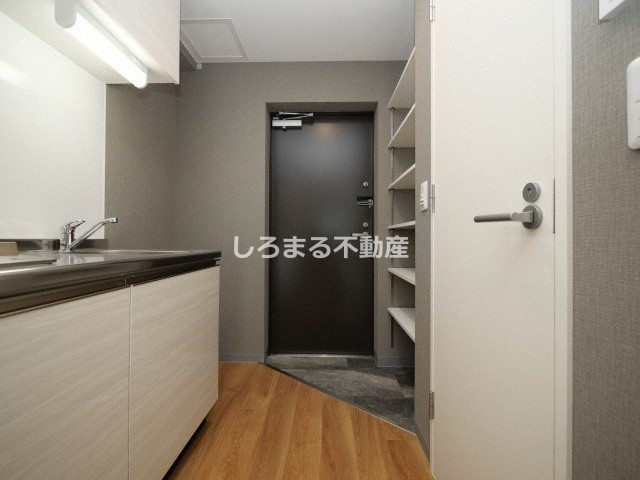 BROAD 新うめきたRESIDENCEの玄関
