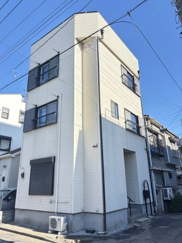 栄町１丁目戸建て