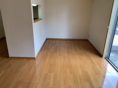 【居間・リビング】 | シャンテA棟 | 同物件別部屋写真
