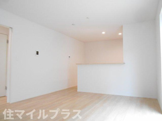 【居間・リビング】 | 郡山市賀庄新築一戸建て3棟 | ゆったりとした居間です