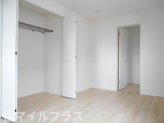 【洋室】 | 郡山市賀庄新築一戸建て3棟 | 明るい洋室です