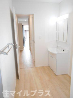 【洗面所】 | 郡山市賀庄新築一戸建て3棟 | 広い洗面スペース