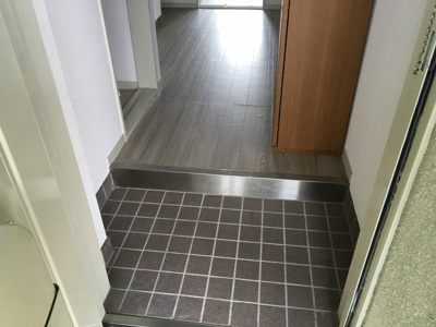 【玄関】 | ペールグリーンエムズビルⅡ