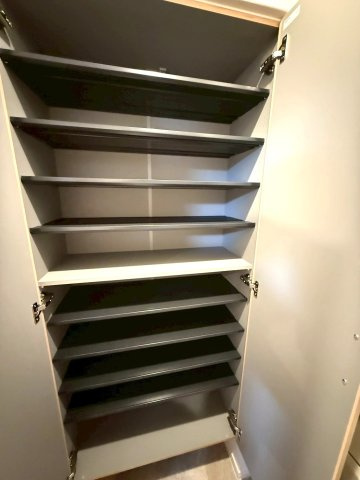 メゾン神足２号棟の収納