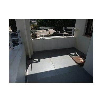 熊本市中央区新大江３丁目の賃貸マンションのバルコニー