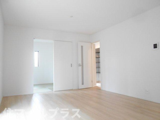 【居間・リビング】 | 郡山市賀庄新築一戸建て3棟 | ゆったり過ごせるリビングです