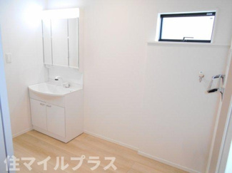 【独立洗面台】 | 郡山市賀庄新築一戸建て3棟 | 独立洗面台、朝の身支度には欠かせません