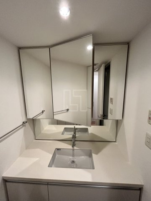 【独立洗面台】 | リバーサイドタワー中之島 | リバーサイドタワー中之島　独立洗面化粧台