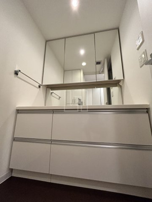 【独立洗面台】 | リバーサイドタワー中之島 | リバーサイドタワー中之島　独立洗面化粧台