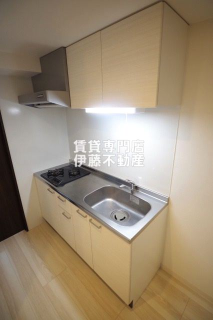 Ceres志賀本通のキッチン|システムキッチン（二個口ガステーブル）