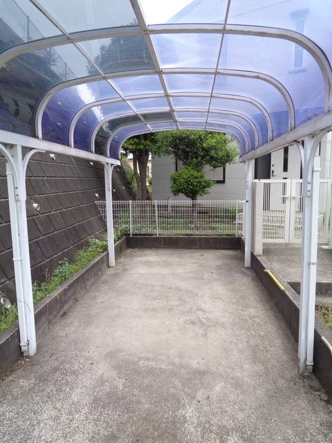 アバンテ　野庭のエントランス