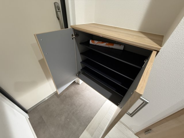 リブネスコート大阪大学前の収納