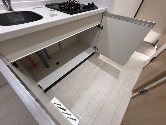 リブネスコート大阪大学前の収納