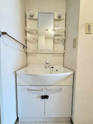 【洗面所】 | グランドゥール鳳