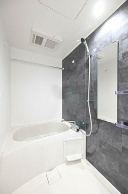 【浴室】 | プラクティカル中野坂上 | 浴室乾燥機付きバス。