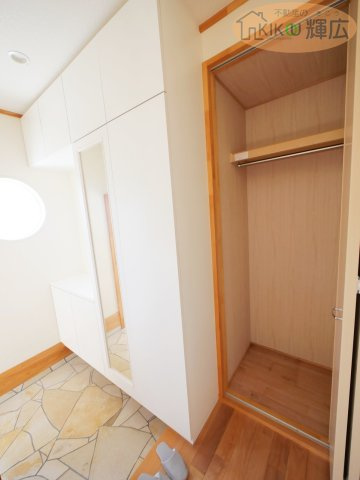 加古郡播磨町古宮1丁目　中古戸建の玄関