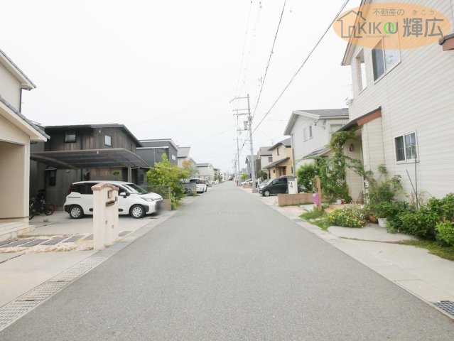 【前面道路含む現地写真】 | 加古郡播磨町古宮1丁目　中古戸建
