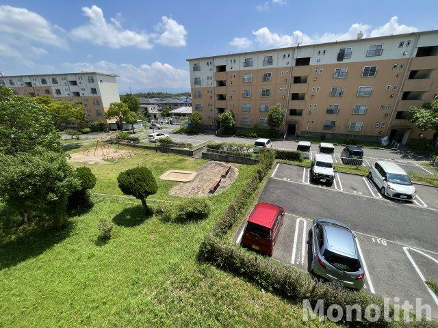 鶴山台48号棟の展望