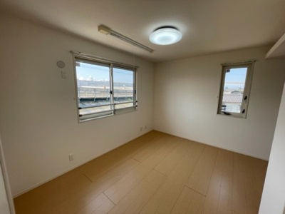 【洋室】 | チェリー ブランカ