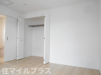 【洋室】 | 郡山市賀庄新築一戸建て3棟 | 明るい洋室です