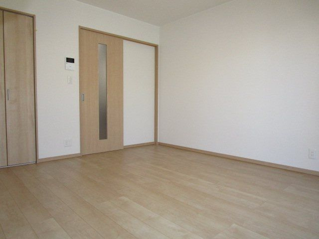 サニーパレスの寝室