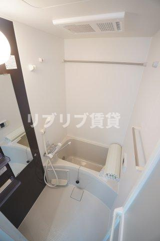 AQUE24の浴室