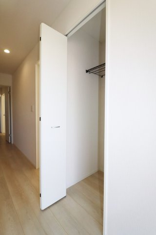 郡山市字賀庄第５　　　２号棟　　桜小学校、郡山第３中学区の内装