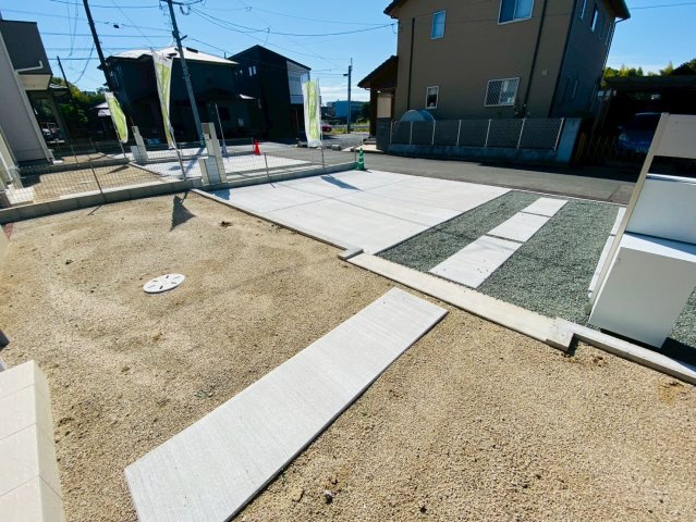 リナージュ／北区龍田1丁目／1号棟の駐車場