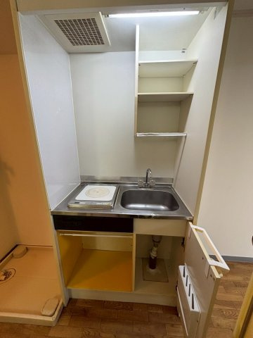 ヒルズ鶴間のキッチン