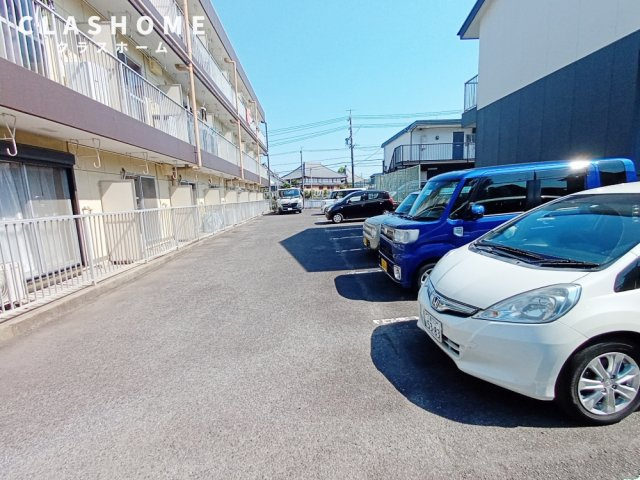 一ツ木マンション安井Ⅱ　　　刈谷市の賃貸ならクラスホーム刈谷店の駐車場