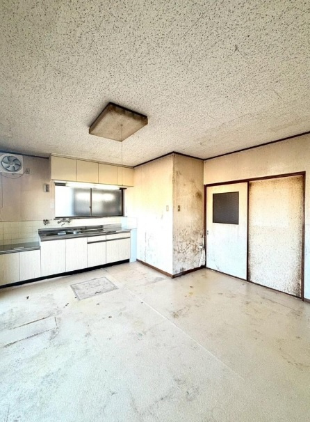 西舞子９丁目　中古戸建の居間・リビング