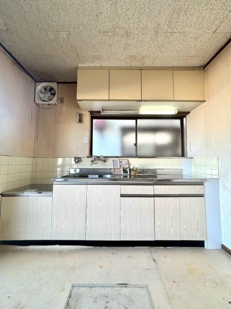 西舞子９丁目　中古戸建のキッチン