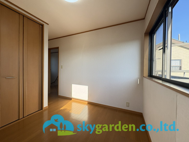 藤沢市亀井野　中古戸建の洋室