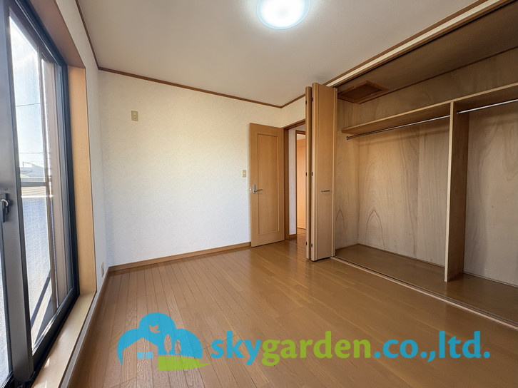 藤沢市亀井野　中古戸建の寝室