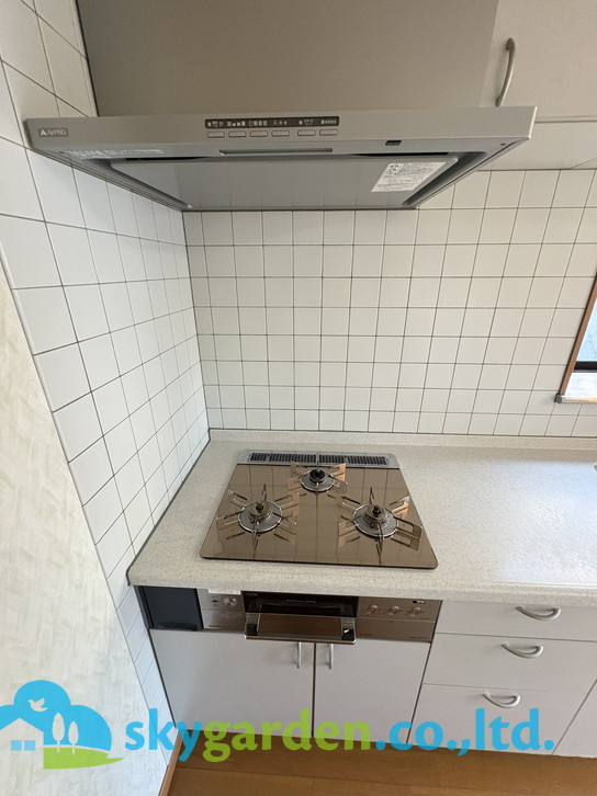 藤沢市亀井野　中古戸建のキッチン