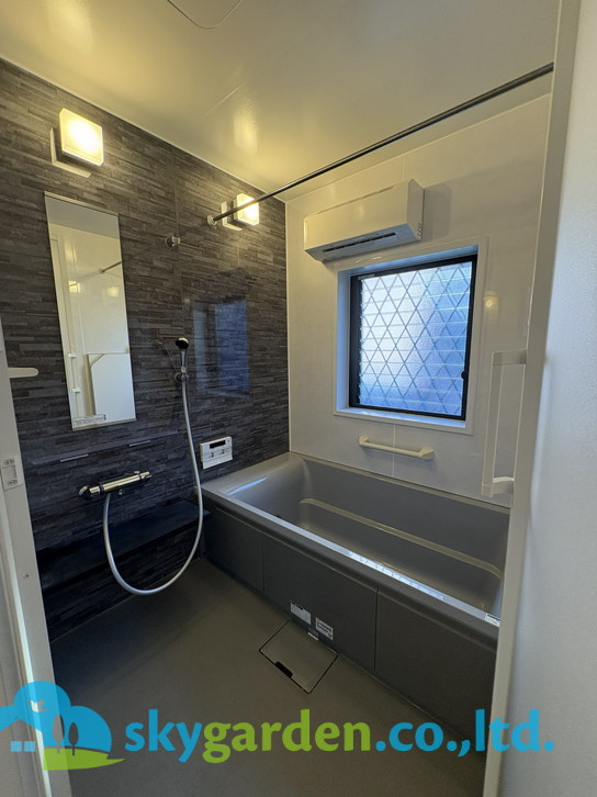 藤沢市亀井野　中古戸建の浴室