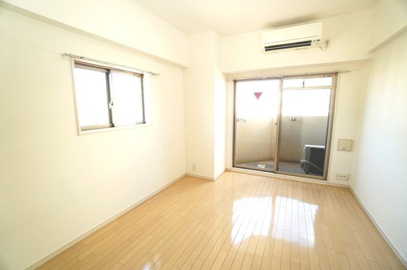 Fortuney北堀江の洋室