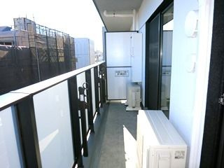 【バルコニー】 | HF東尾久レジデンス | 落ち着いた時間を過ごせるバルコニーです