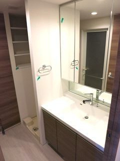 【洗面所】 | HF東尾久レジデンス | 忙しい朝には欠かせない洗面所です