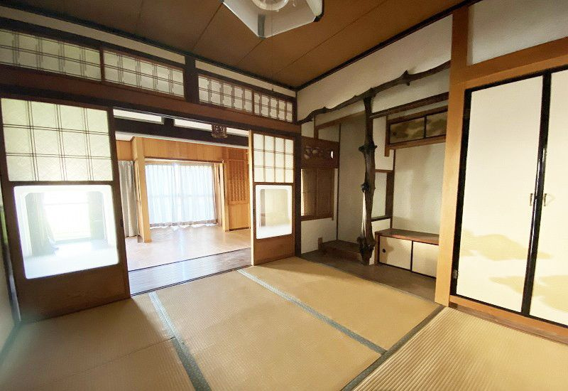 近江八幡市安土町上出　中古戸建