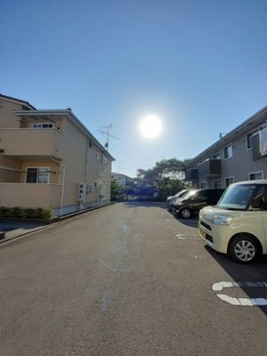 【駐車場】 | ゼファーＴ１ | 駐車場です