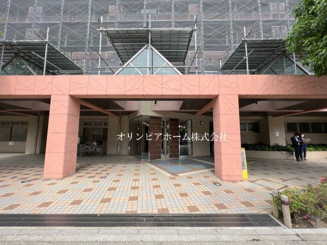 イーストパークス大島セントラルスクエア　18階のエントランス