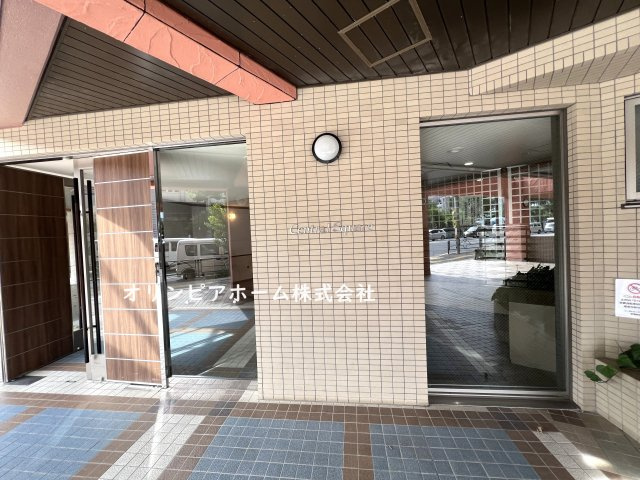 イーストパークス大島セントラルスクエア　18階のエントランス