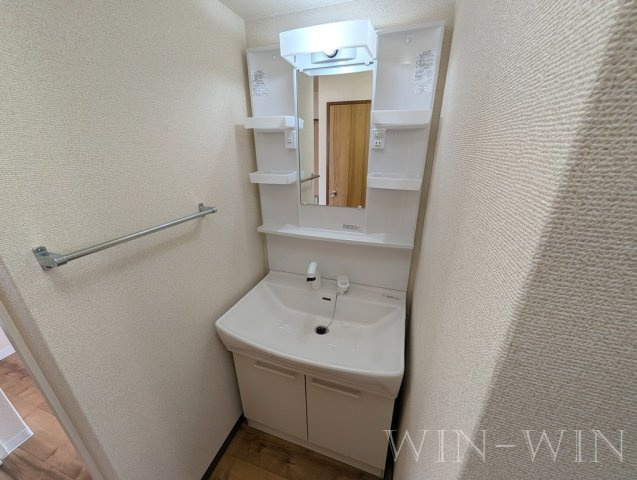 ハイツ明和 A棟の独立洗面台